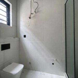 5 Bedroom Fully Detached Duplex