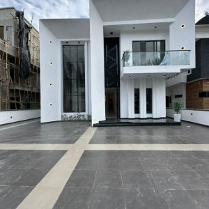 Luxury 5-Bedroom Fully Detached Duplex