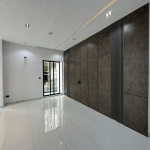Luxury 5-Bedroom Fully Detached Duplex